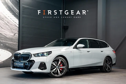 BMW 5-serie Touring 540d xDrive *M-Sport Pro / Panorama / Harman-Kardon / HUD / Surround-view*