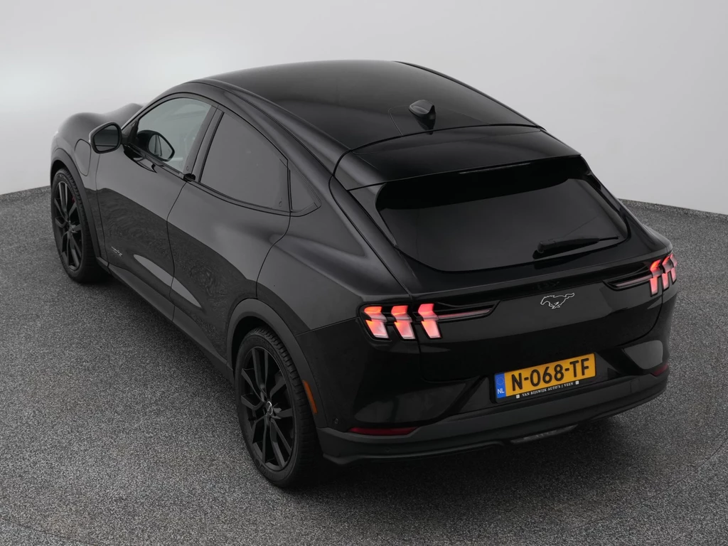 Ford Mustang Mach-E – foto 6
