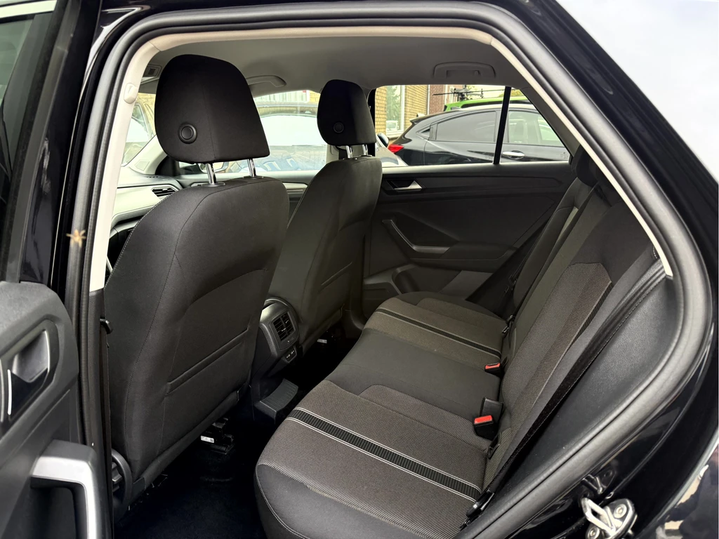 Volkswagen T-Roc – foto 9