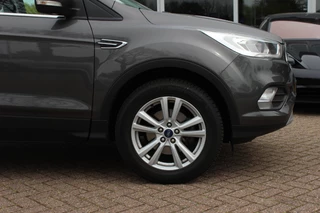 Ford Kuga – thumbnail 15