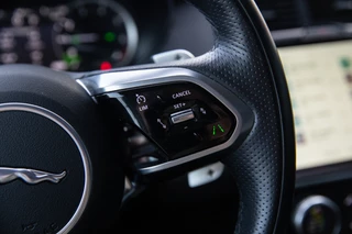 Jaguar E-PACE – thumbnail 12