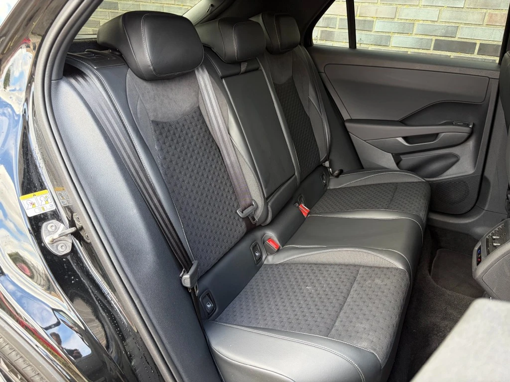 Volkswagen T-Roc – foto 13