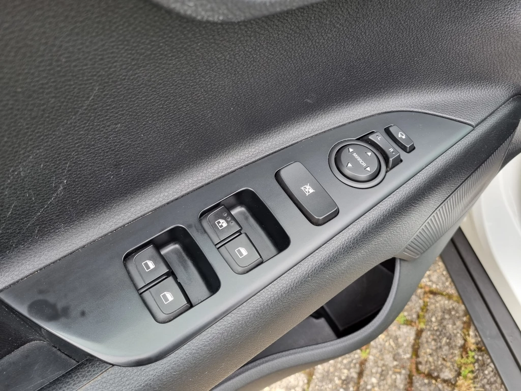 Kia Stonic – foto 30