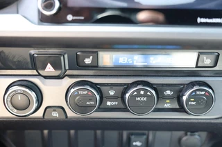 Toyota Hilux – thumbnail 18