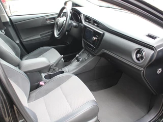 Toyota Auris – thumbnail 13