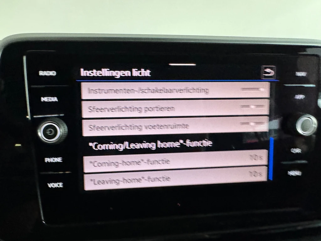 Volkswagen T-Roc – foto 21