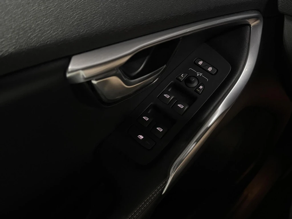 Volvo V40 – foto 25