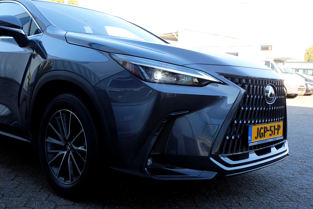 Lexus NX – foto 17