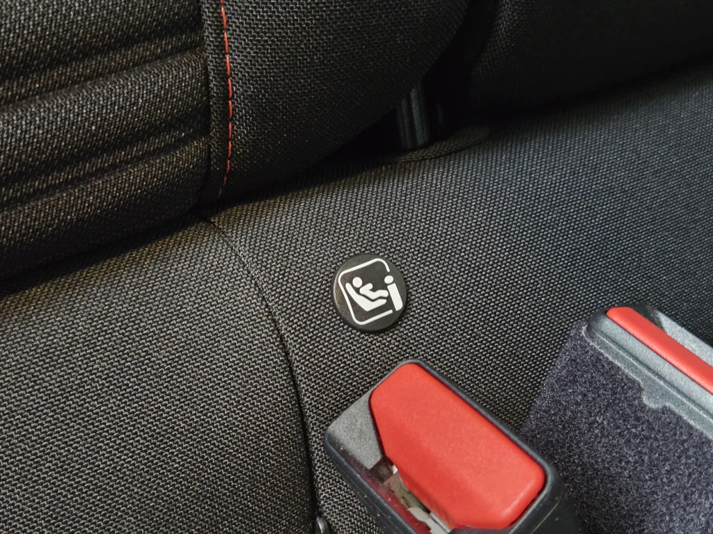 Peugeot e-2008 – foto 21