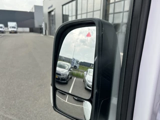 Mercedes-Benz eSprinter – thumbnail 12
