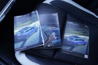 Jaguar F-PACE – thumbnail 35