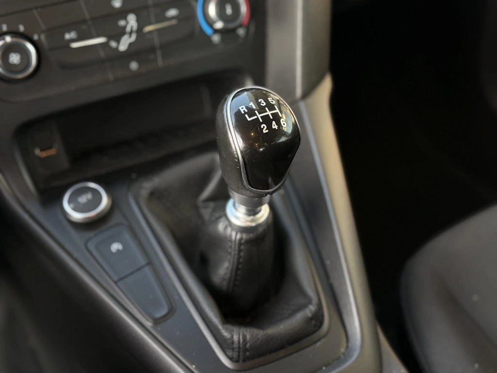 Ford Focus – foto 11