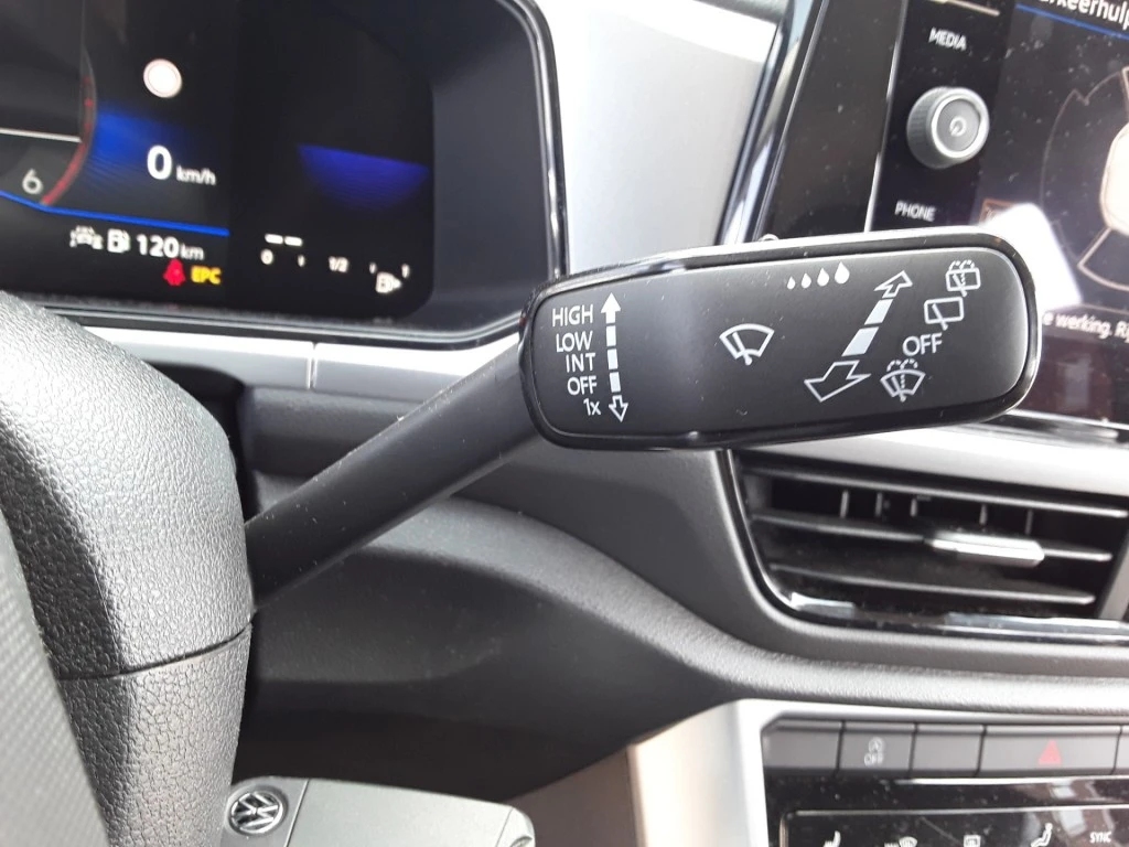 Volkswagen T-Roc – foto 22