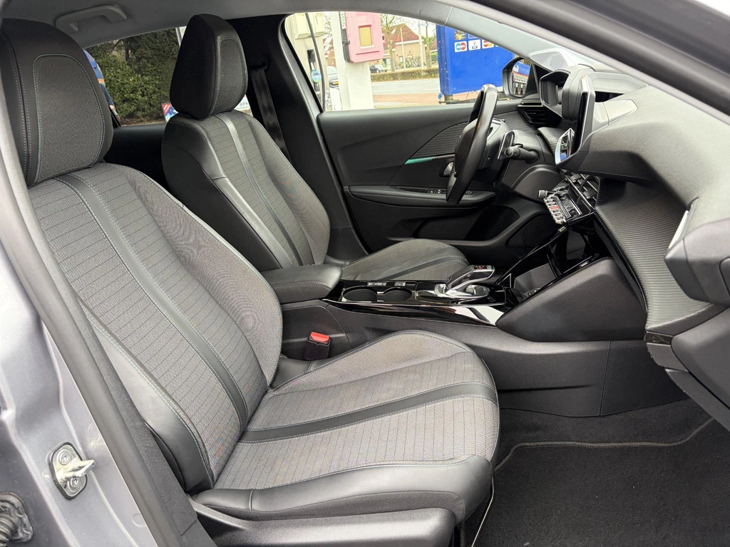 Peugeot 208 – foto 27