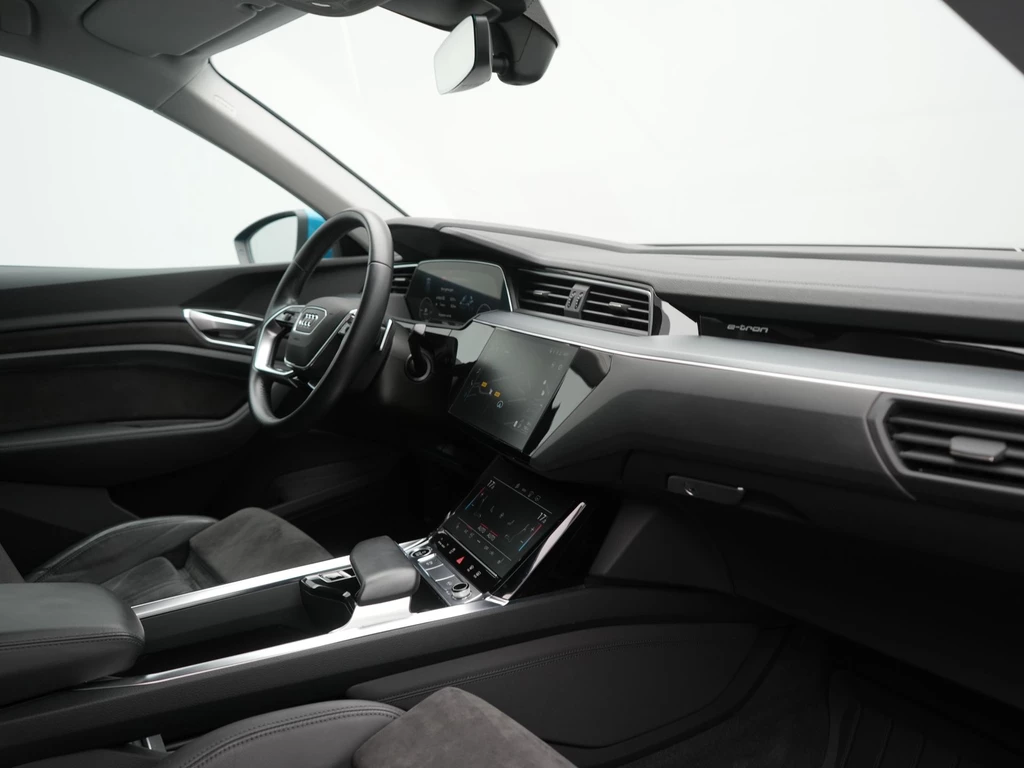 Audi e-tron – foto 15