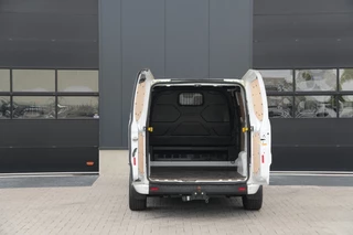 Ford Transit Custom – thumbnail 9