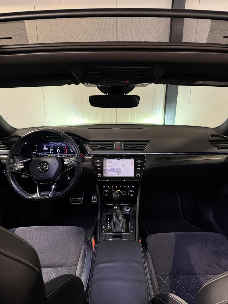 Škoda Superb – foto 16
