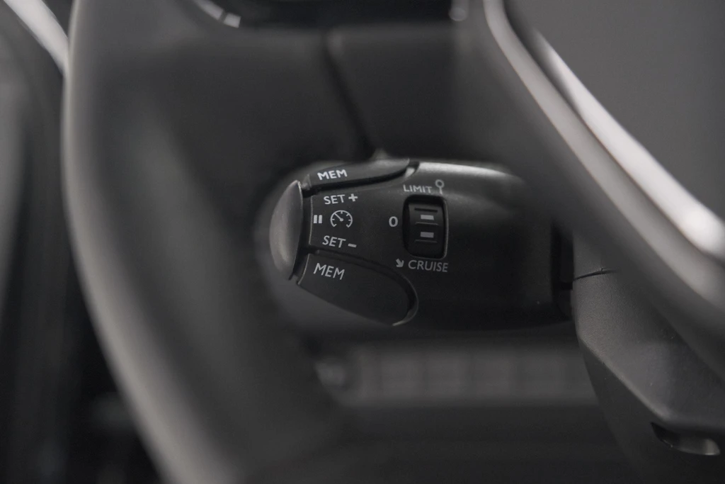 Peugeot e-2008 – foto 16