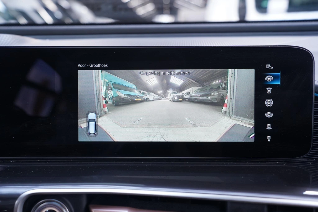 Mercedes-Benz EQC – foto 45