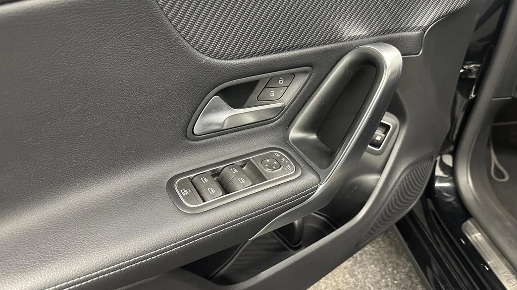 Mercedes-Benz CLA – foto 28