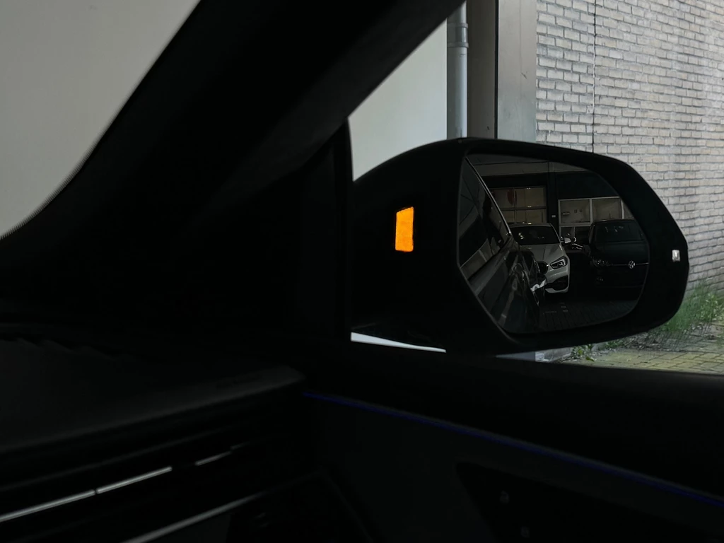 Audi Q8 – foto 22