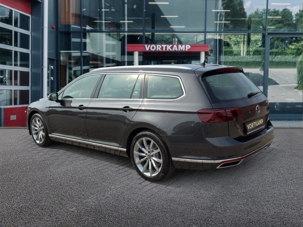 Volkswagen Passat – foto 3