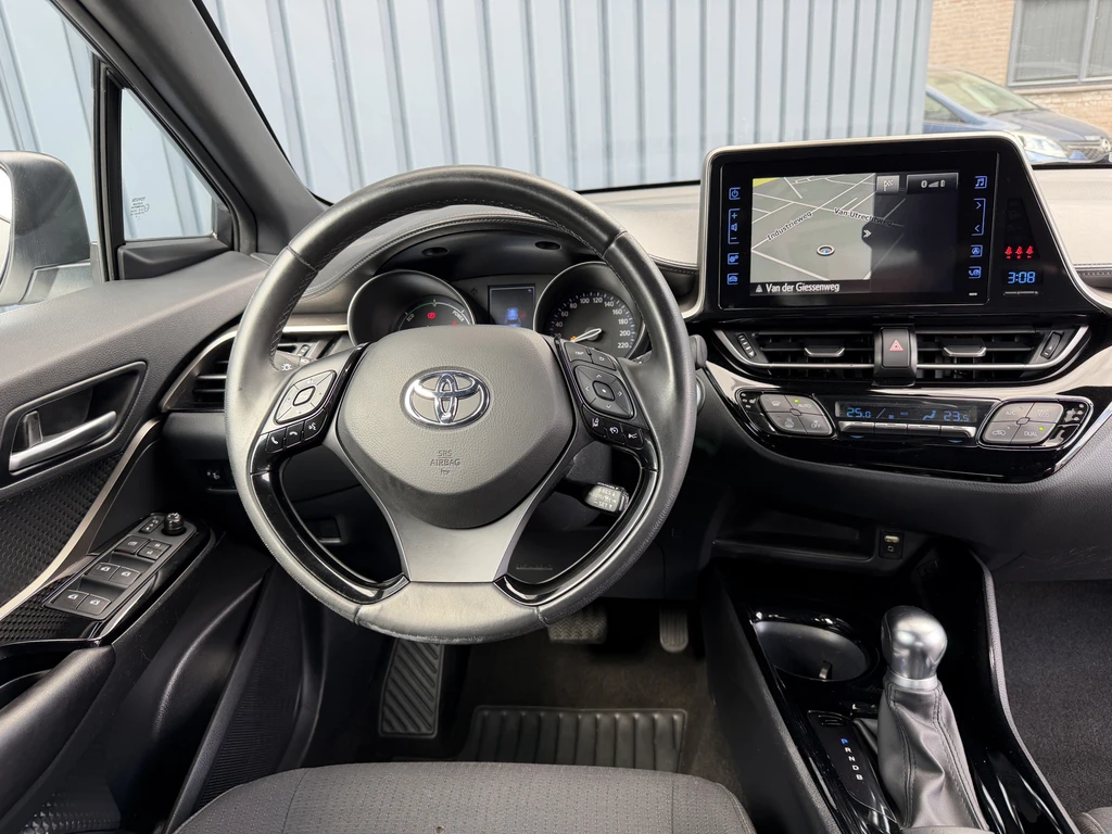 Toyota C-HR – foto 17