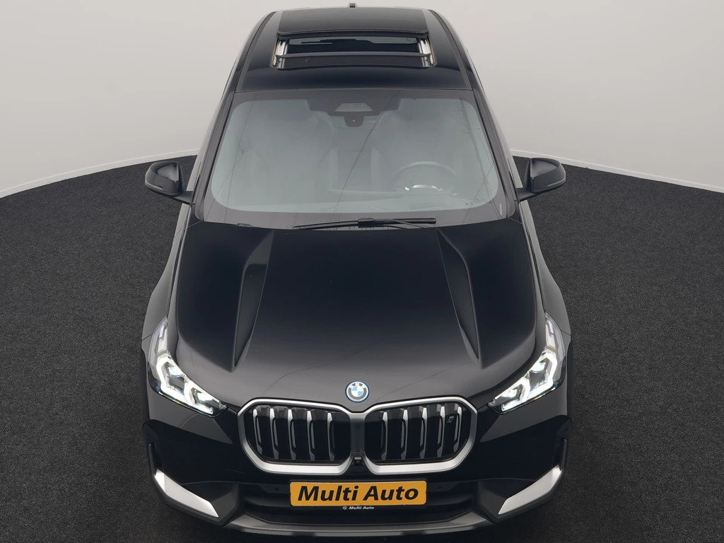 BMW iX1 – foto 12