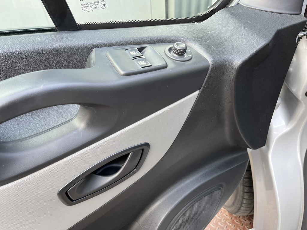Renault Trafic – foto 15