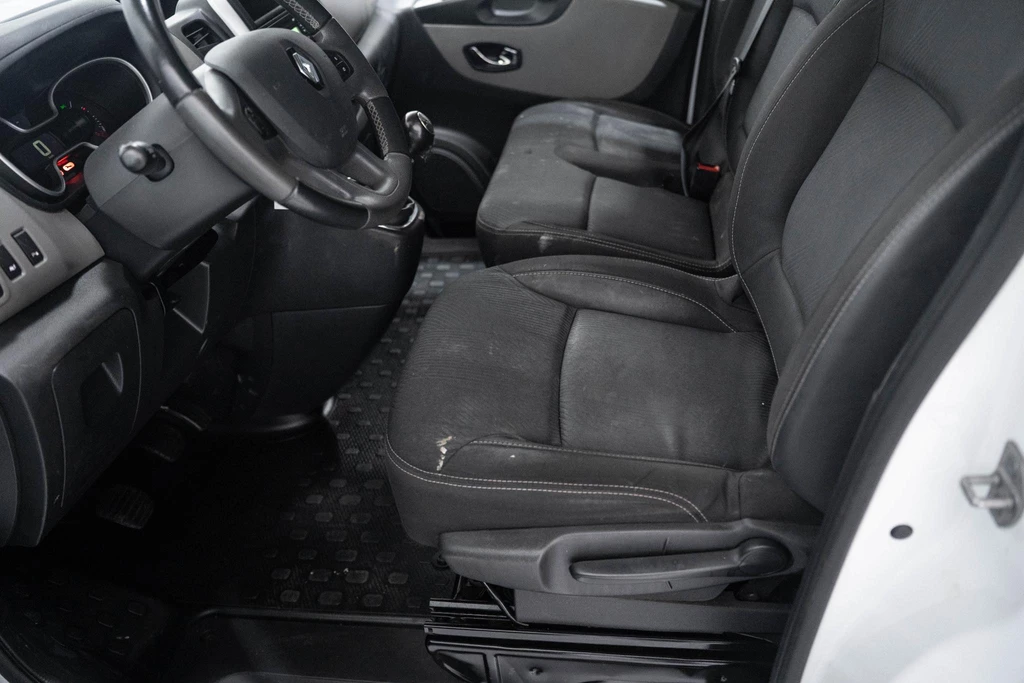 Renault Trafic – foto 21