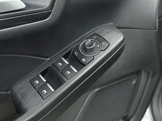 Ford Kuga – thumbnail 31