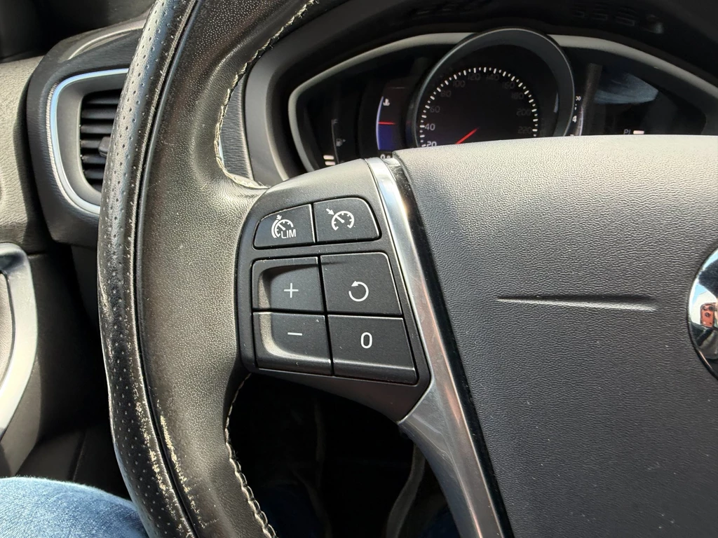 Volvo V40 – foto 15