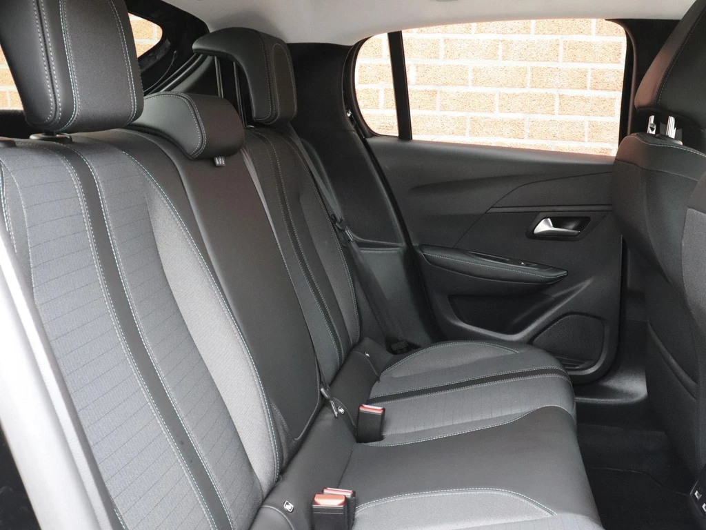 Peugeot 208 – foto 39