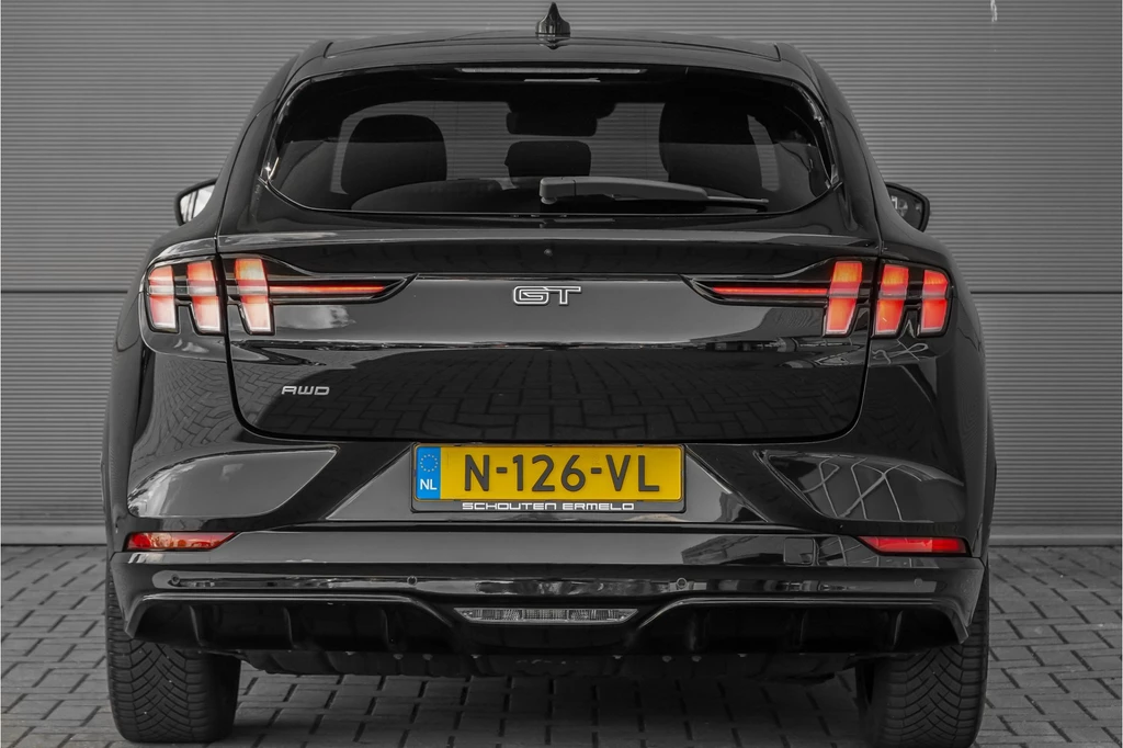 Ford Mustang Mach-E – foto 5