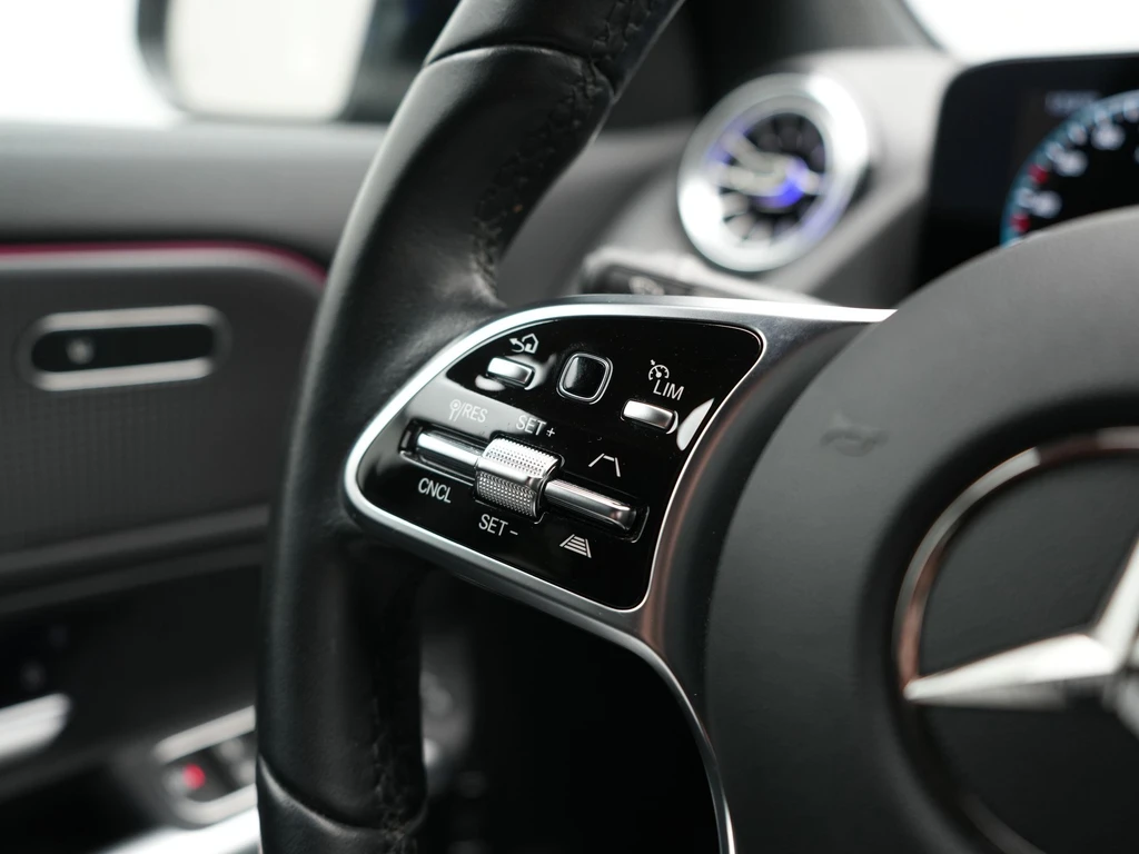 Mercedes-Benz EQA – foto 31