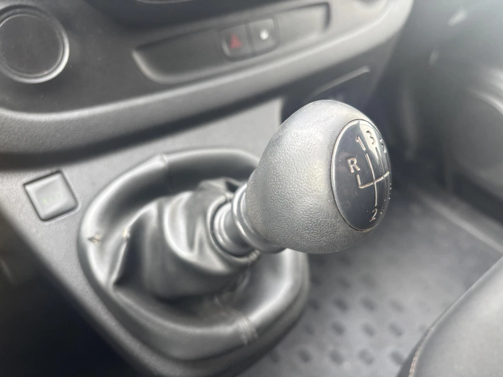 Nissan NV300 – foto 30