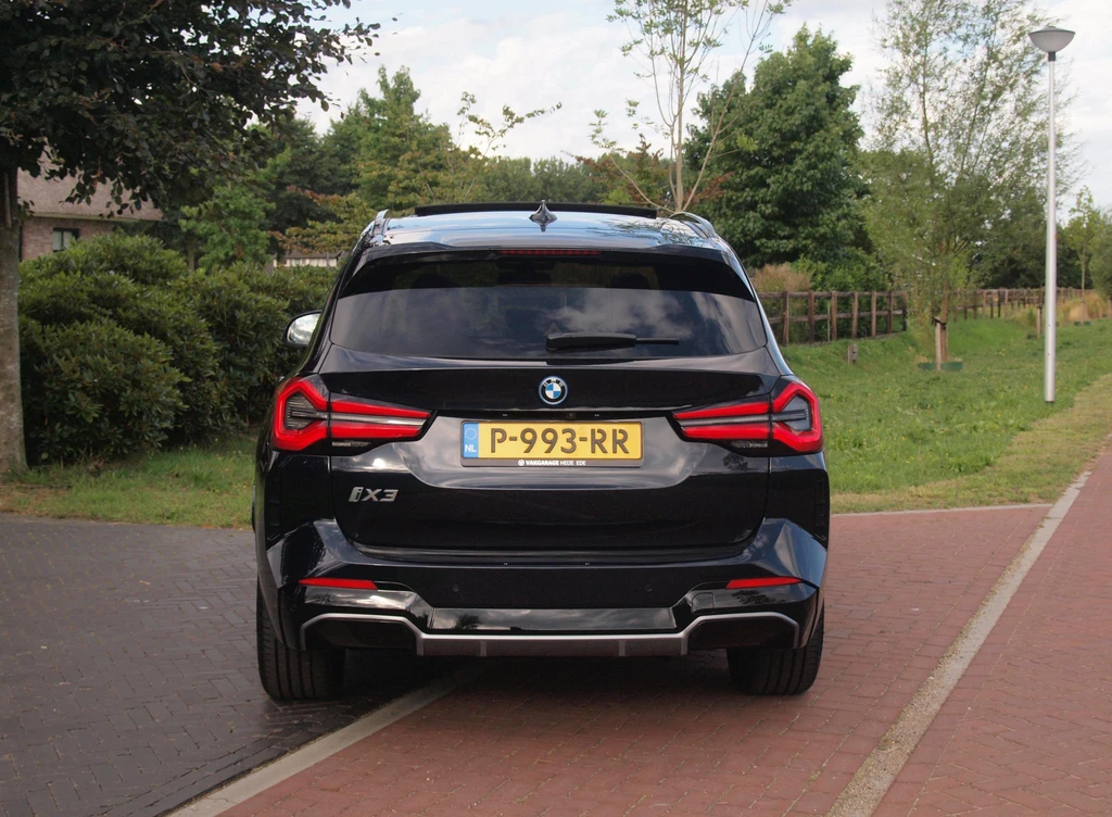 BMW iX3 – foto 5