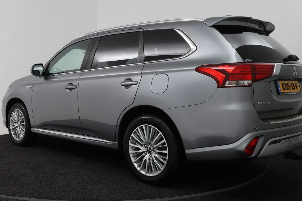 Mitsubishi Outlander – foto 2