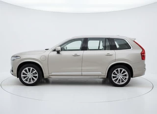 Volvo XC90 – thumbnail 2