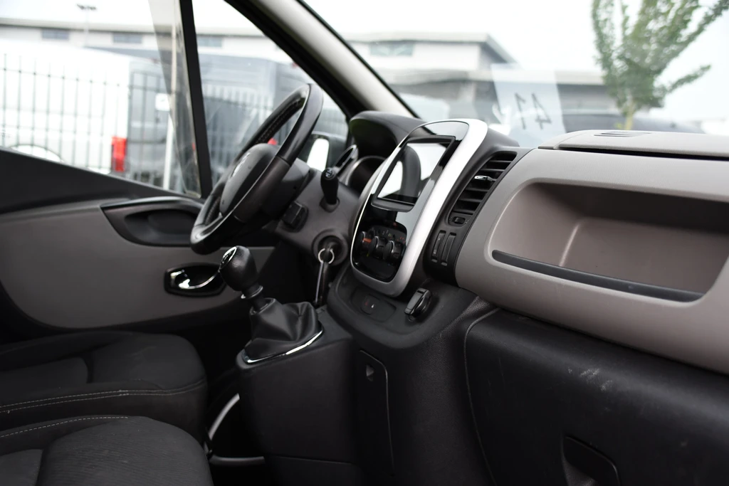 Renault Trafic – foto 27