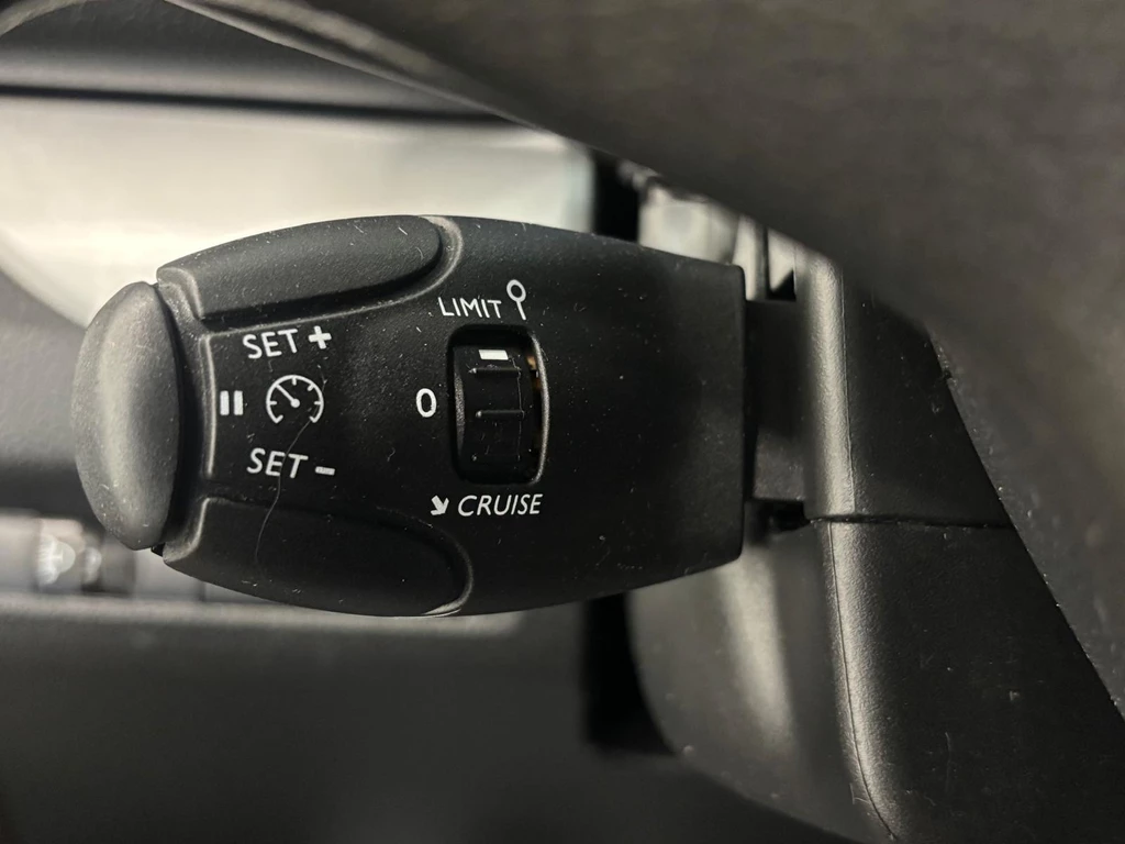 Opel Vivaro – foto 18