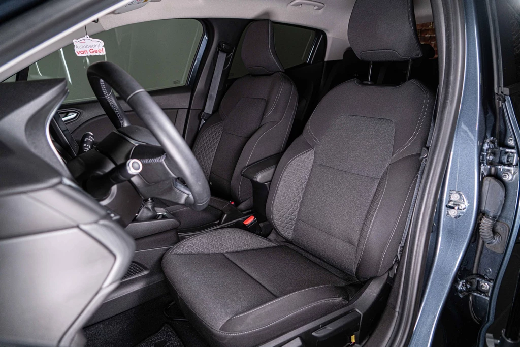 Renault Clio – foto 24