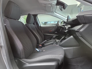 Peugeot 208 – thumbnail 18