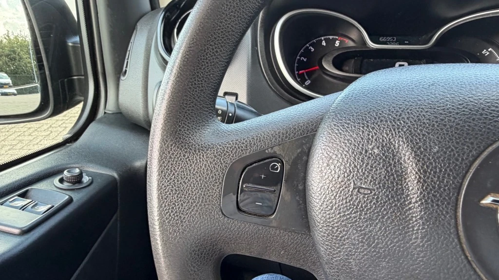 Opel Vivaro – foto 23