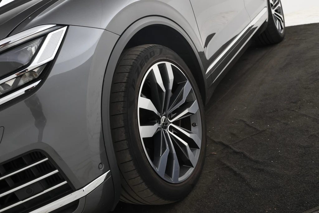 Volkswagen Touareg – foto 8