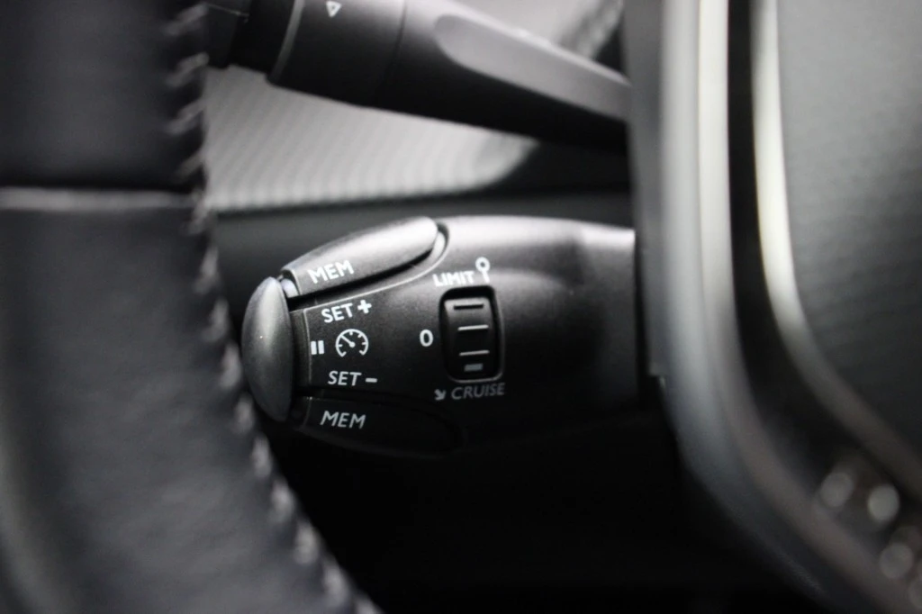 Peugeot 208 – foto 15