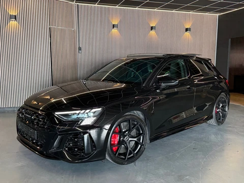 Audi 2.5 TFSI RS3 quattro HULK|KERAMISCH|PPF|PANO|Hud|B&O