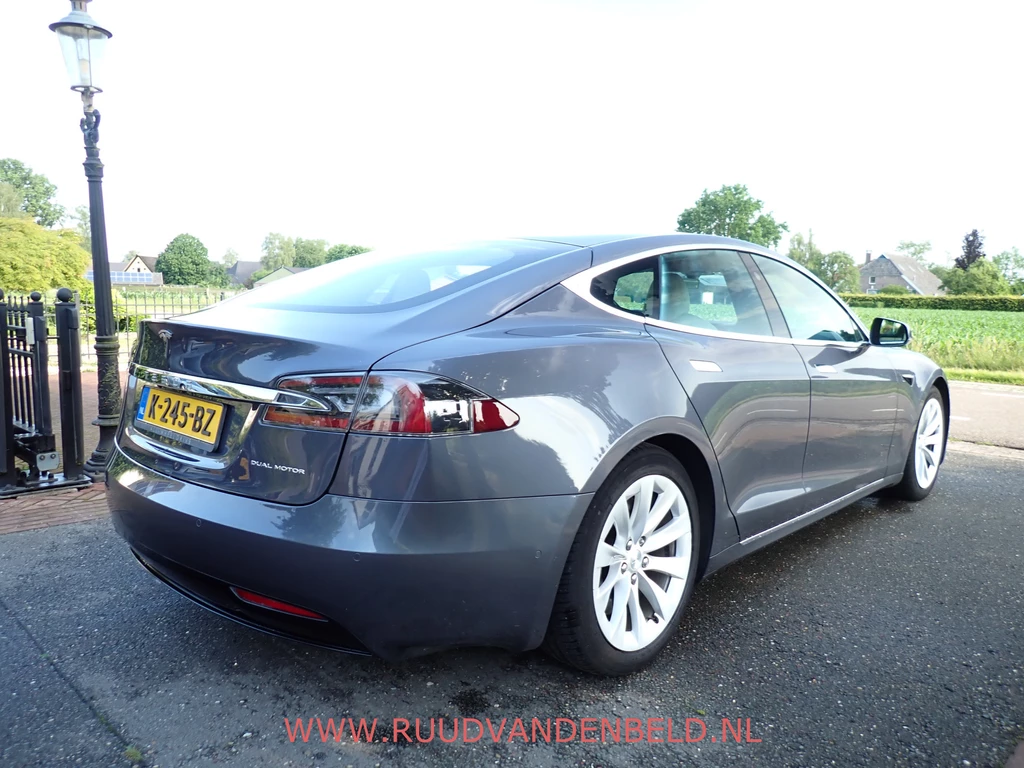 Tesla Model S – foto 5