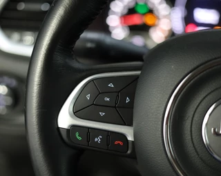 Jeep Renegade – thumbnail 12