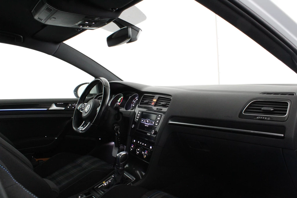 Volkswagen Golf – foto 11